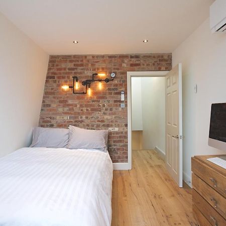 Modern Bedroom In London !! Zewnętrze zdjęcie