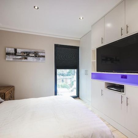 Modern Bedroom In London !! Zewnętrze zdjęcie