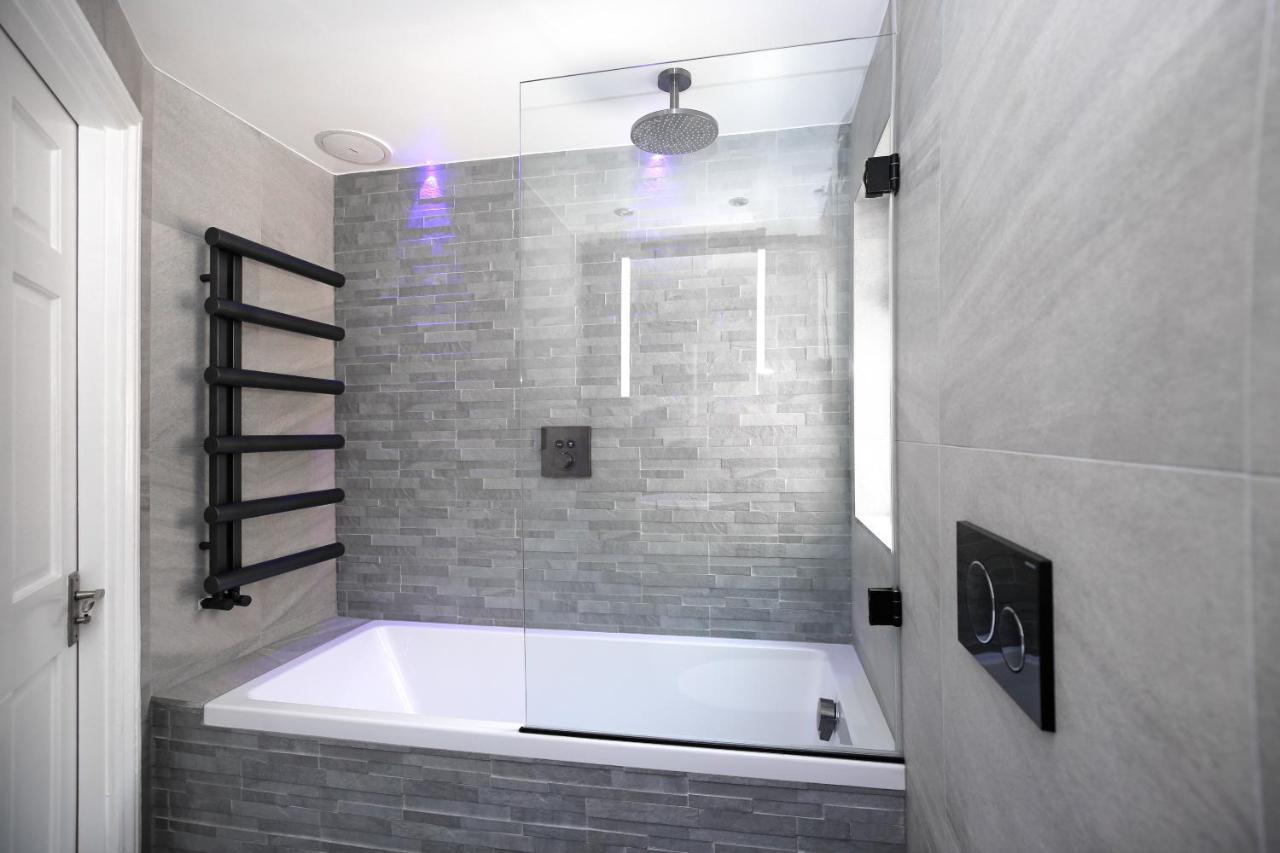 Modern Bedroom In London !! Zewnętrze zdjęcie